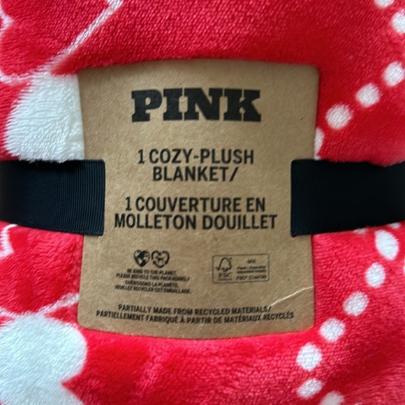 PINK cozy plush blanket Victorias Secret - Picture 3 of 6